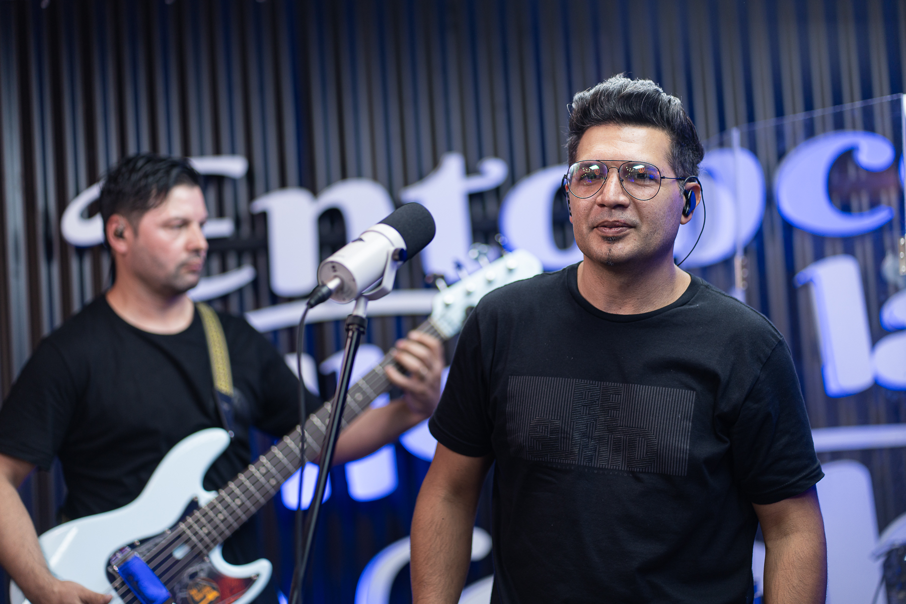 Marcos Álvarez y su desafío: de baterista a cantante principal